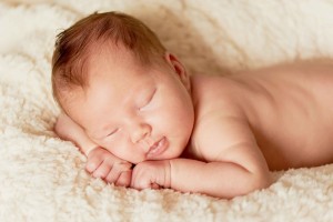 月子里的宝宝一次吃多少毫升新生儿吃奶频繁的原因